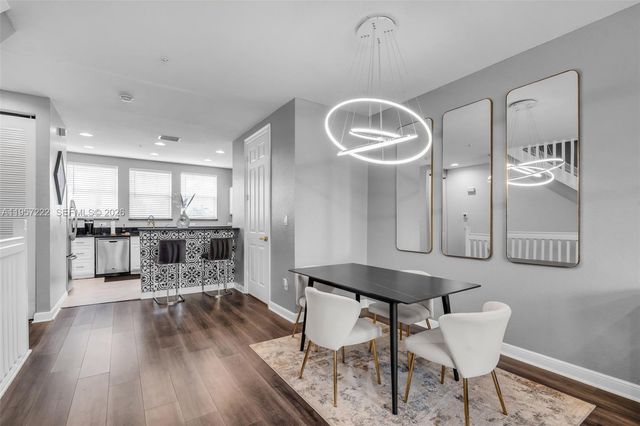 447 Corte Madera Ln 3, West Palm Beach, FL 33401