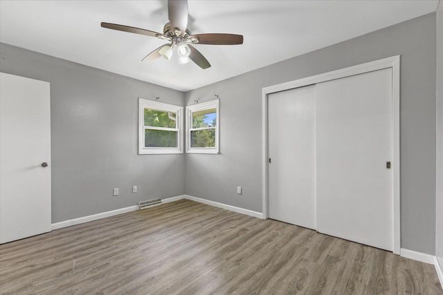 7360 W Brunn DRIVE, Franklin, WI 53132