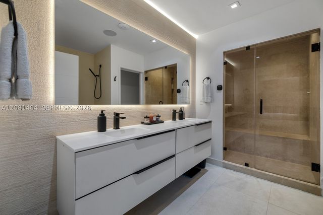 771 Fairway Dr, Miami Beach, FL 33141