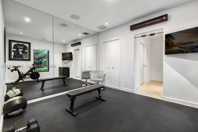 771 Fairway Dr, Miami Beach, FL 33141