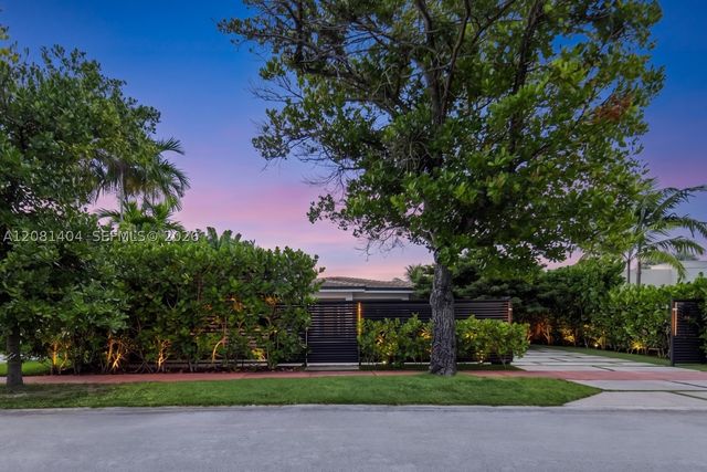 771 Fairway Dr, Miami Beach, FL 33141