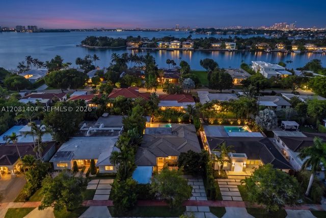 771 Fairway Dr, Miami Beach, FL 33141