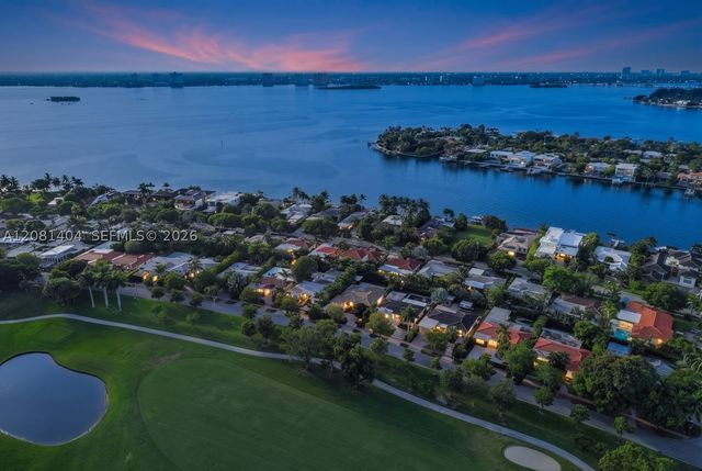 771 Fairway Dr, Miami Beach, FL 33141