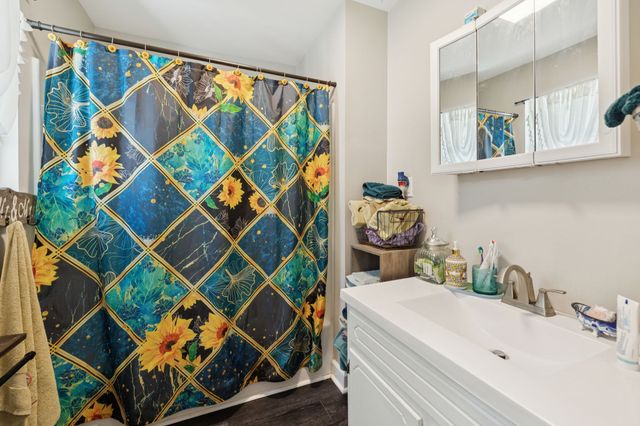 736 Hancock Rd, Jasper, TN 37347