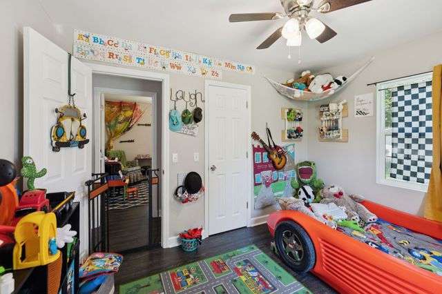 736 Hancock Rd, Jasper, TN 37347