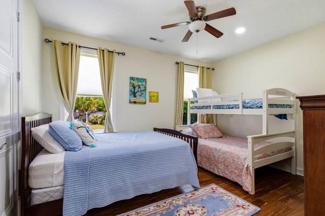 321 N Oak Dr., Surfside Beach, SC 29575