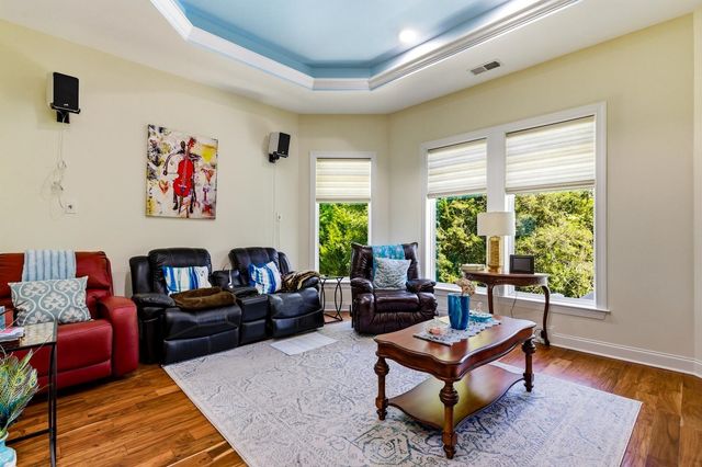 321 N Oak Dr., Surfside Beach, SC 29575