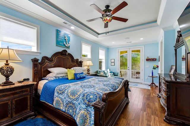 321 N Oak Dr., Surfside Beach, SC 29575