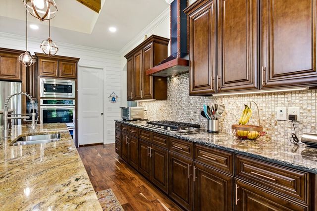 321 N Oak Dr., Surfside Beach, SC 29575