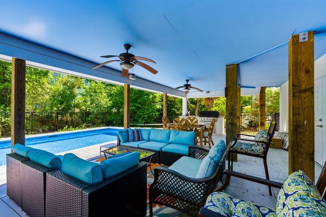 321 N Oak Dr., Surfside Beach, SC 29575
