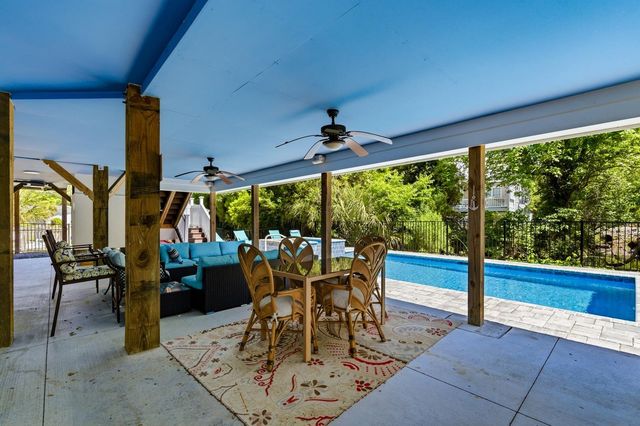 321 N Oak Dr., Surfside Beach, SC 29575