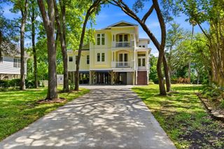321 N Oak Dr., Surfside Beach, SC 29575