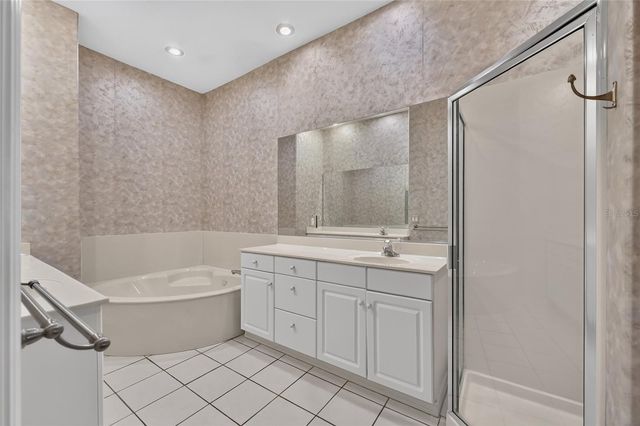 4588 NE 4TH STREET, Ocala, FL 34470