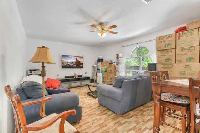 161 King Arthur Ct, St Augustine, FL 32086