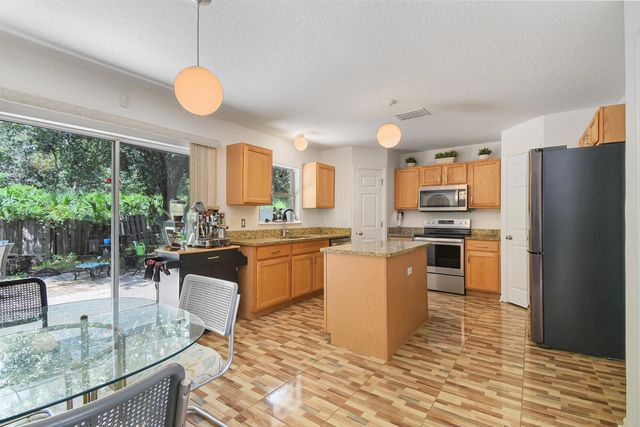 161 King Arthur Ct, St Augustine, FL 32086