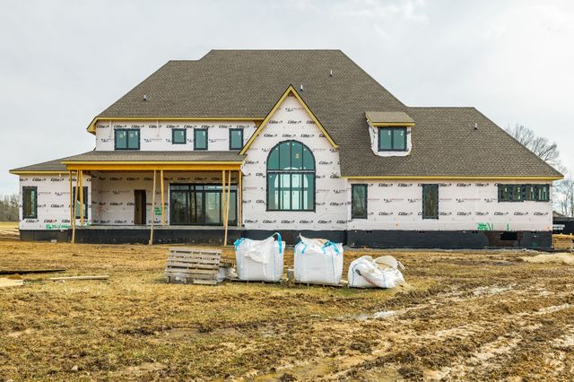 220 Shun Pike, Cottontown, TN 37048