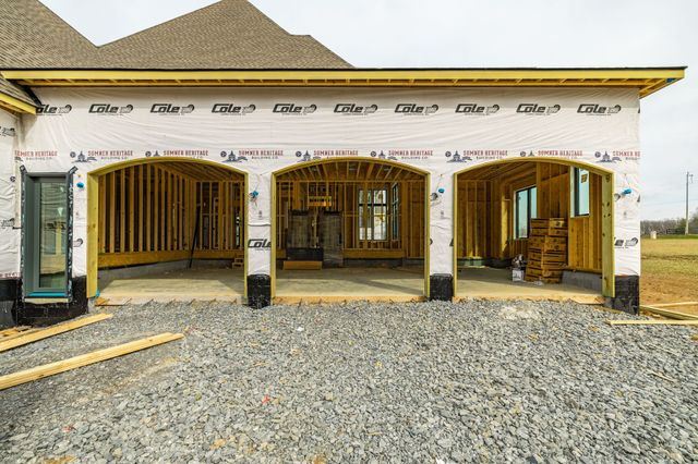 220 Shun Pike, Cottontown, TN 37048