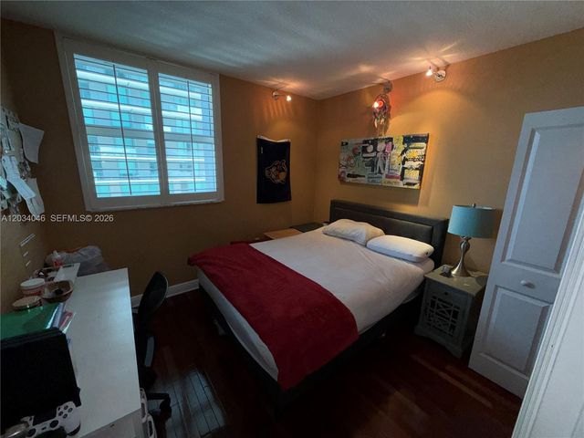 1250 S Miami Avenue 1302, Miami, FL 33130