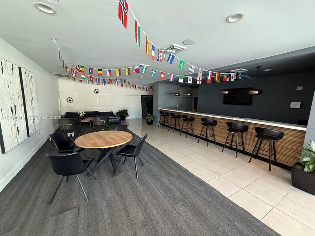 1250 S Miami Avenue 1302, Miami, FL 33130