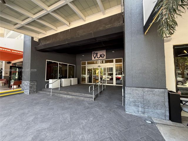1250 S Miami Avenue 1302, Miami, FL 33130