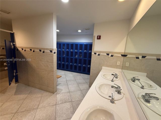 1250 S Miami Avenue 1302, Miami, FL 33130