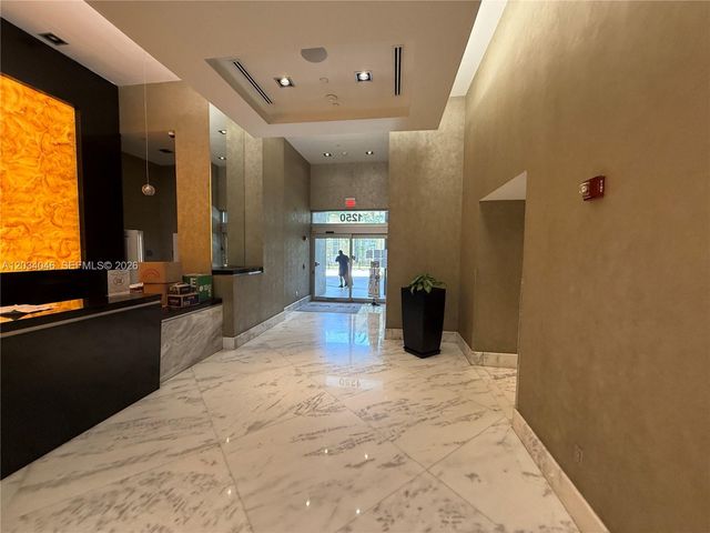 1250 S Miami Avenue 1302, Miami, FL 33130