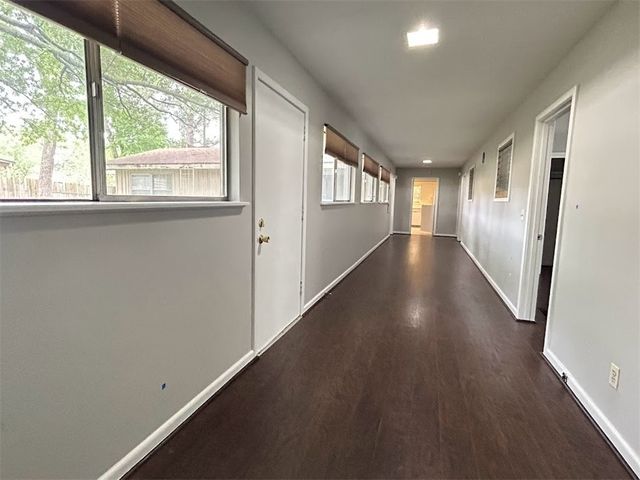 1601 N Sang Avenue, Fayetteville, AR 72703