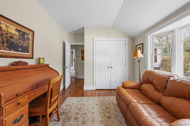 150 Quaker Path, Setauket, NY 11733