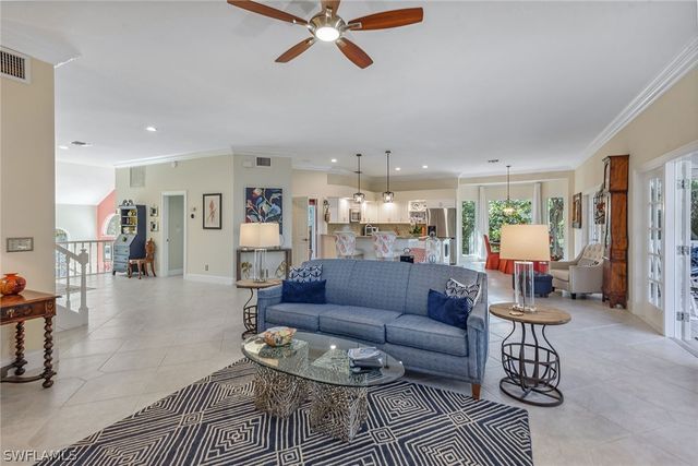 360 Gumbo Limbo LN, Marco Island, FL 34145