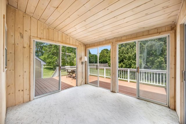 4 Ocean Ave, Newburyport, MA 01950
