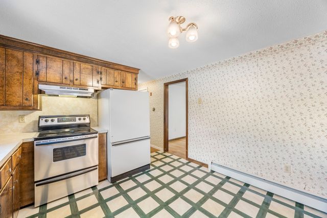 4 Ocean Ave, Newburyport, MA 01950