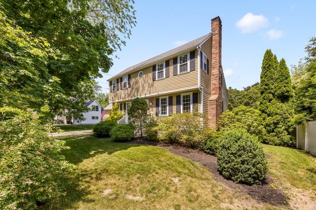 4 Ocean Ave, Newburyport, MA 01950