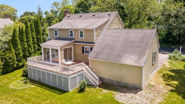 4 Ocean Ave, Newburyport, MA 01950