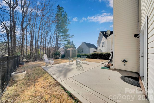 12119 Honor Guard Avenue, Charlotte, NC 28277
