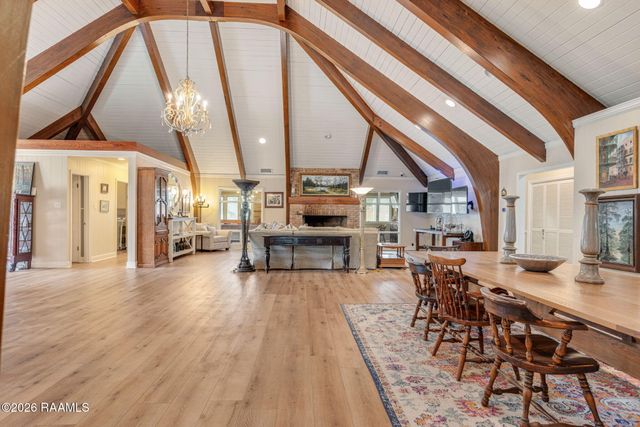 103 Flossmore Drive, Lafayette, LA 70508