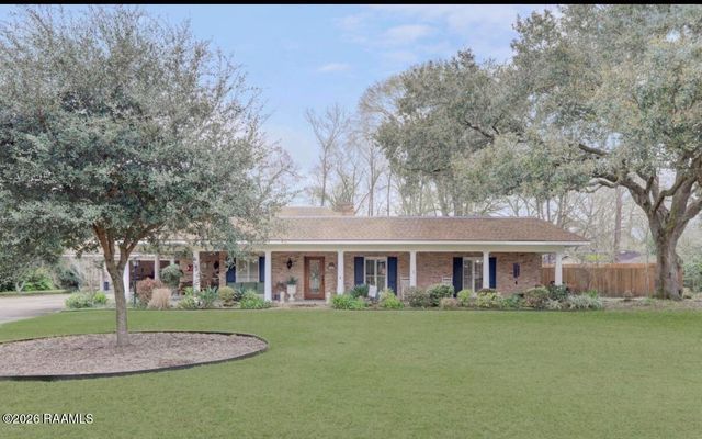 103 Flossmore Drive, Lafayette, LA 70508