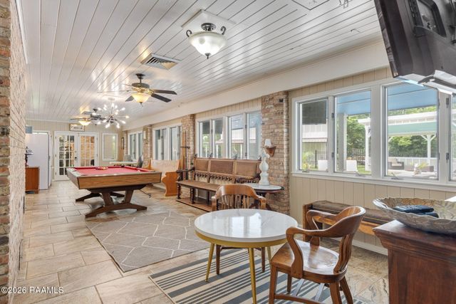 103 Flossmore Drive, Lafayette, LA 70508
