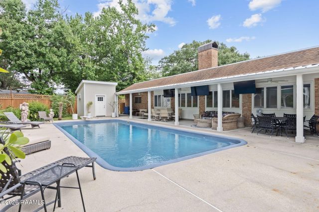 103 Flossmore Drive, Lafayette, LA 70508