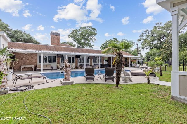 103 Flossmore Drive, Lafayette, LA 70508