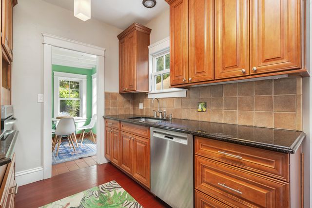 735 Kanuga Drive, West Palm Beach, FL 33401