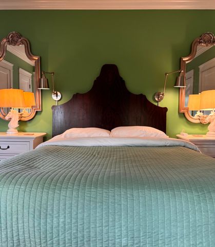 735 Kanuga Drive, West Palm Beach, FL 33401