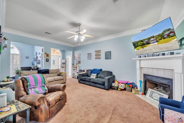 106 Mulligan Court, Bonaire, GA 31088