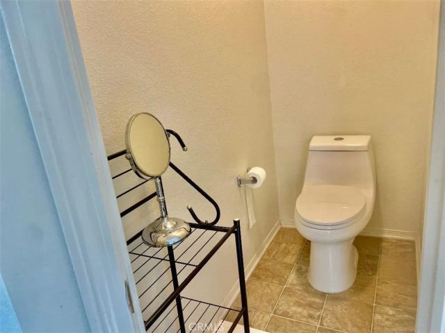 5751 Autumnwood, Jurupa Valley, CA 92509