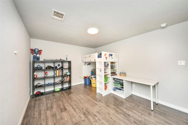 120 Chestnut Run Court, Conroe, TX 77384