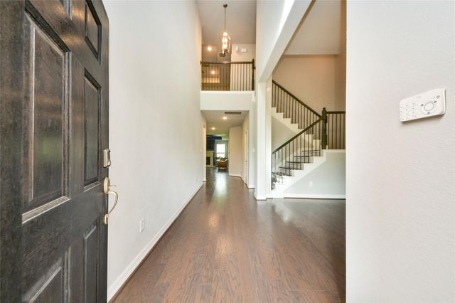 120 Chestnut Run Court, Conroe, TX 77384