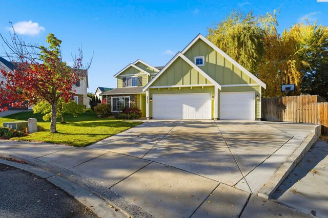 3731 Van Ct, West Richland, WA 99353