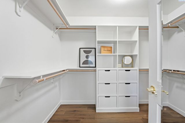 3731 Van Ct, West Richland, WA 99353