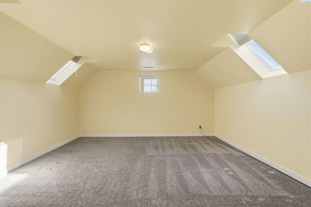 3731 Van Ct, West Richland, WA 99353