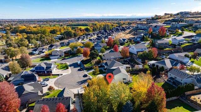 3731 Van Ct, West Richland, WA 99353