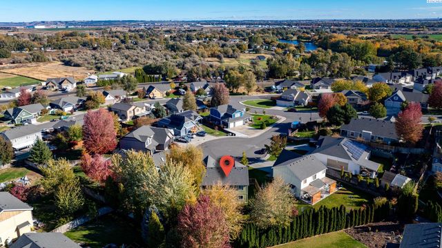 3731 Van Ct, West Richland, WA 99353